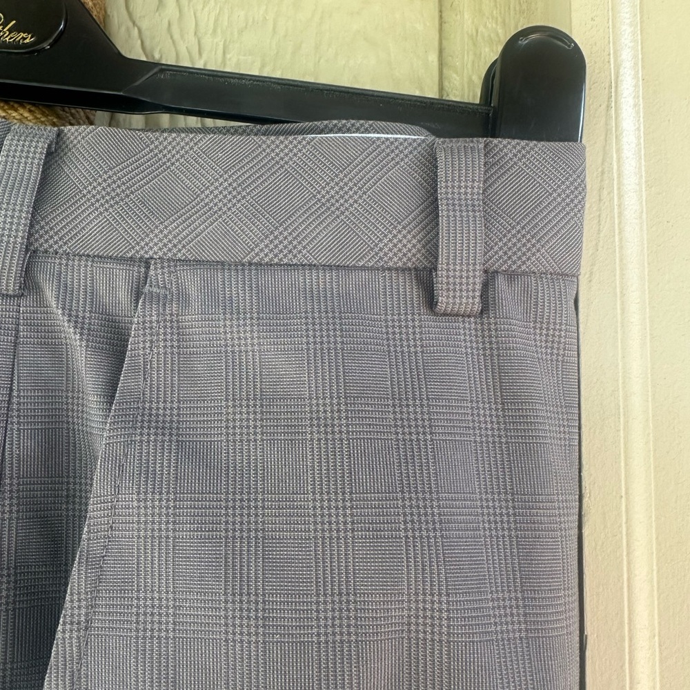 BROOKS BROTHERS 🐑 Men’s Subtle Gray Glen Plaid Flat Front Cotton Chinos - 34/32 - Picture 1 of 9
